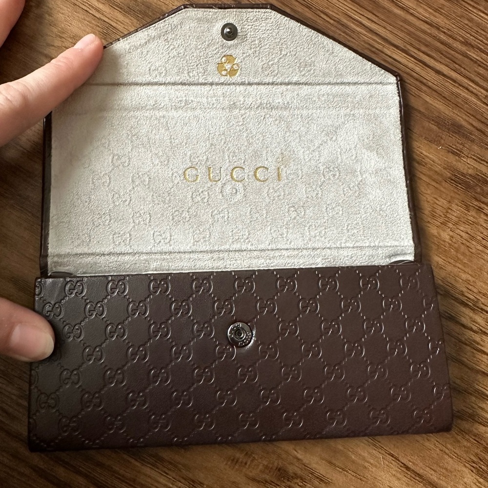 Gucci Glasses Holder